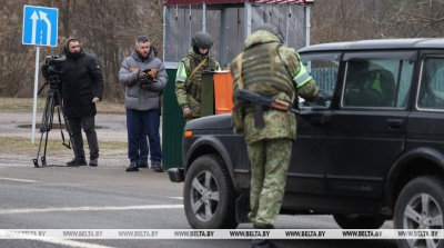 Foreign journalists study situation at southern border of Belarus